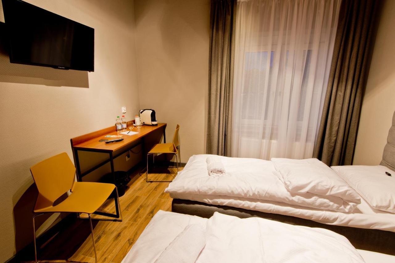 Apartsuites I Sorau Żary Eksteriør bilde A room at the hotel