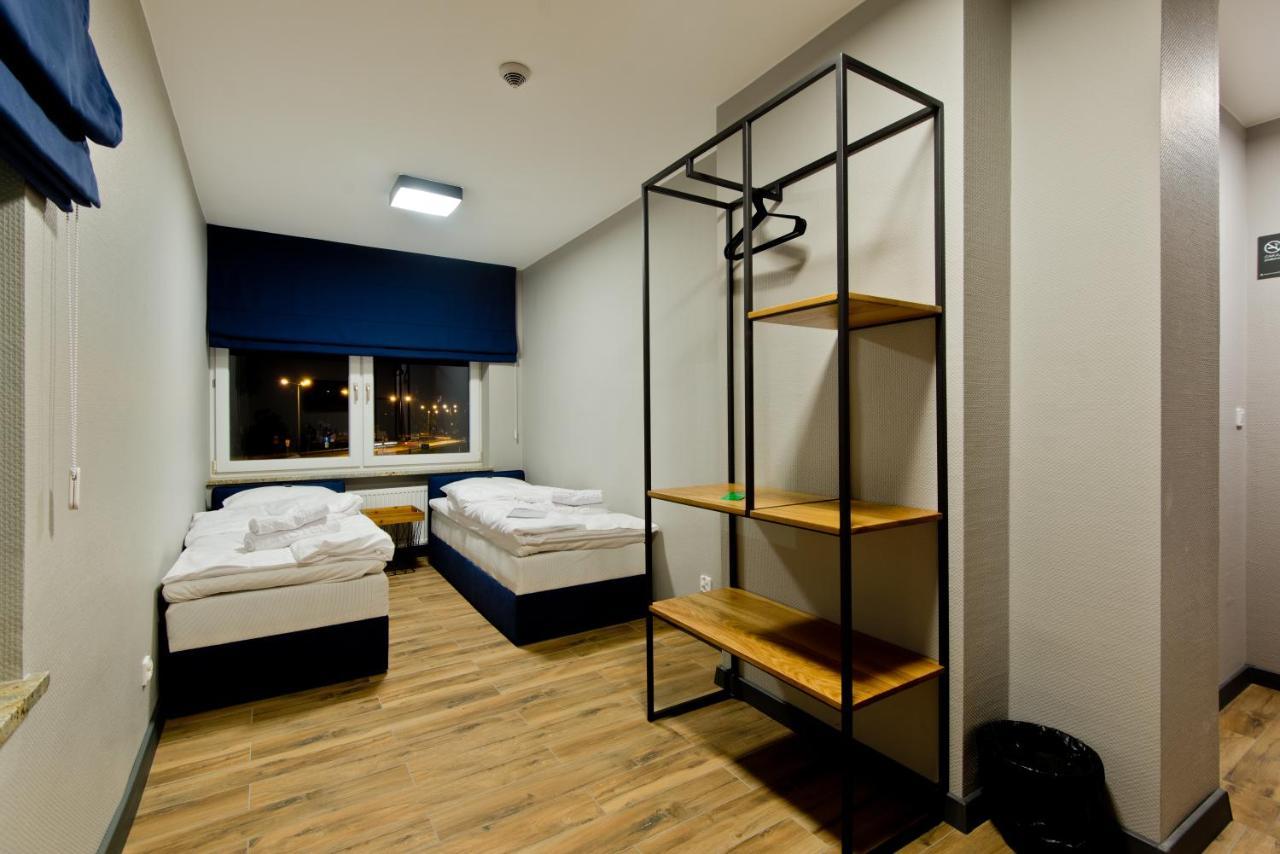 Apartsuites I Sorau Żary Eksteriør bilde A typical room at the hotel